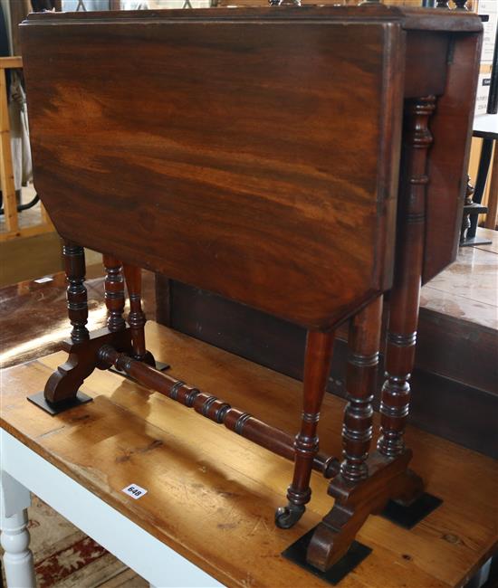 Mahogany Sutherland table